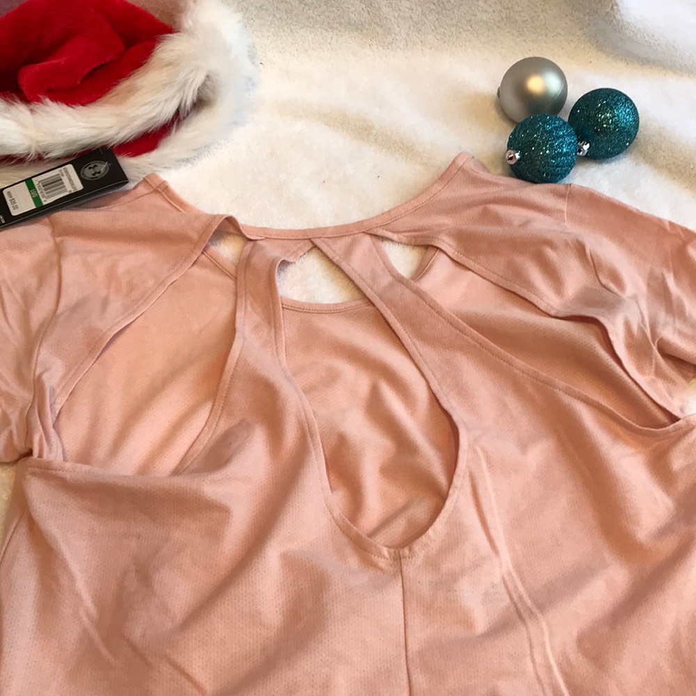 🌸2 for $30🌸 women’s under Armour long sleeve - Picture 6 of 6